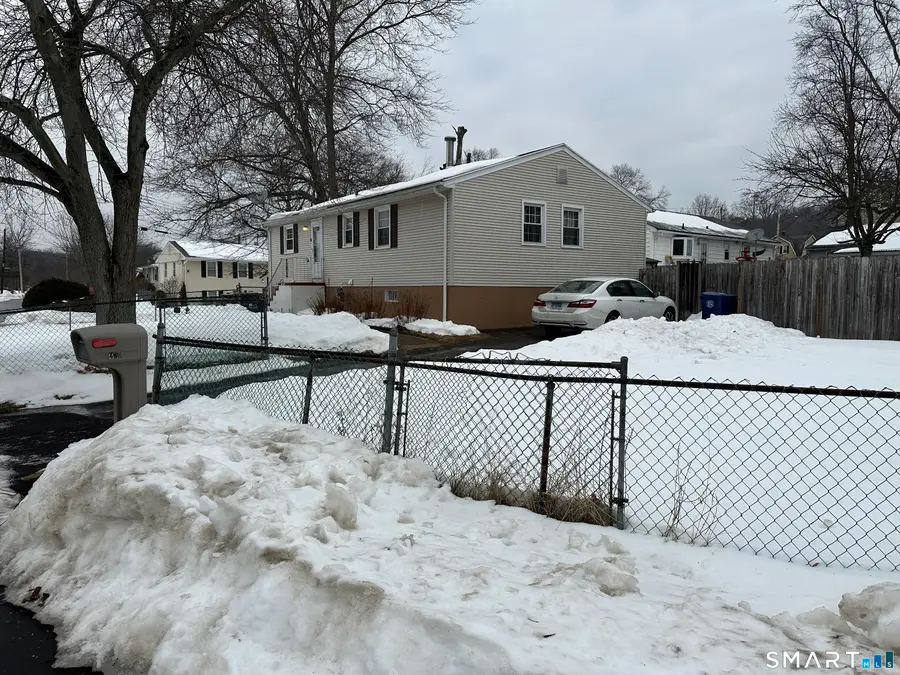 45 Swampscott Street, West Haven, CT 06516 - #2