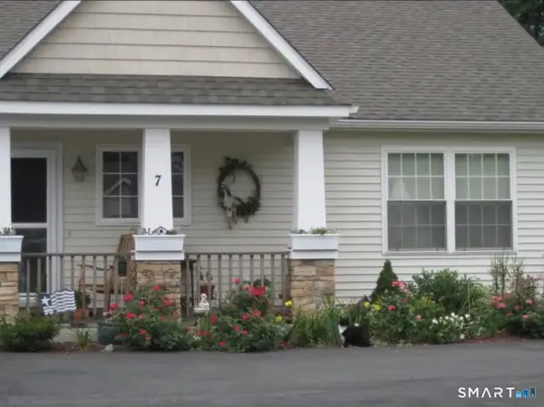 7 River Walk Drive #7, Brooklyn, CT 06234