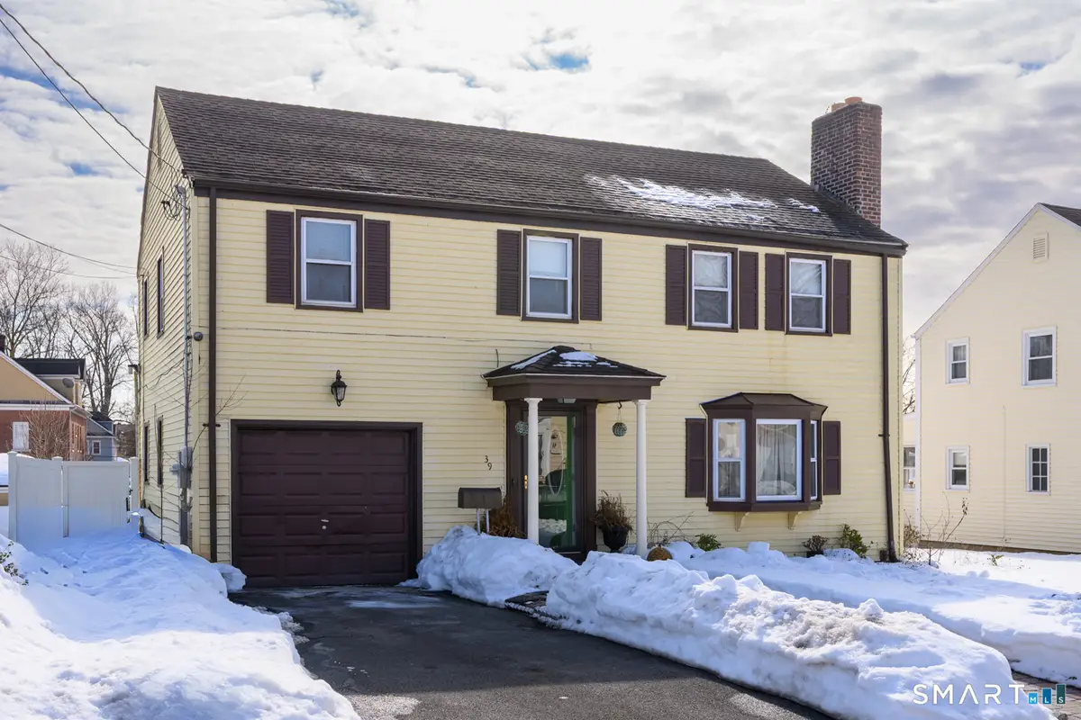 39 Burlington Street, Hartford, CT 06112 - #1