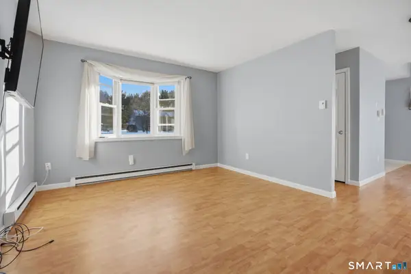 1 Abbott Road #44, Ellington, CT 06029