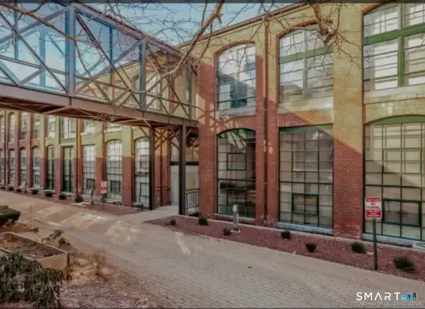 68 Thermos Avenue #222B, Norwich, CT 06360