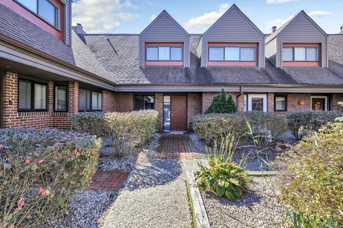 22 Montoya Drive #2, Branford, CT 06405 - Image #1