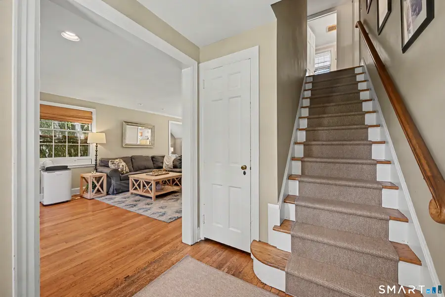31 Smedley Road, Fairfield, CT 06824 - #3