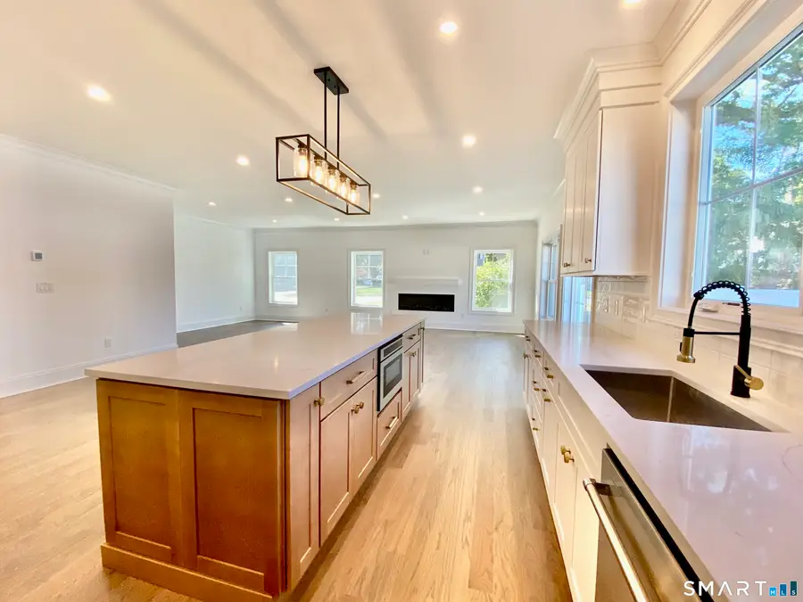 28 Country Road, Fairfield, CT 06824 - #2