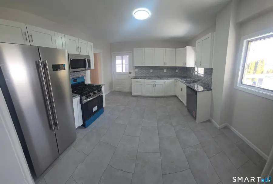 265 Citizens Avenue, Waterbury, CT 06704 - #2