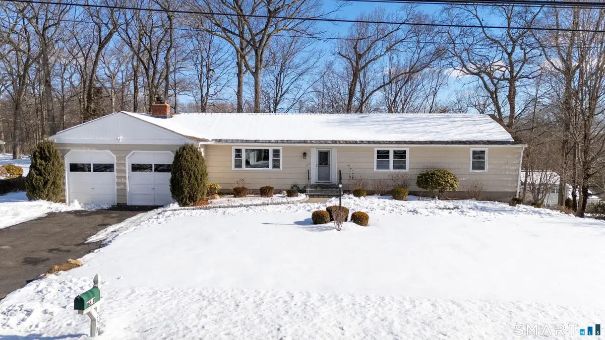 250 Lockwood Road, Fairfield, CT 06825 - #1