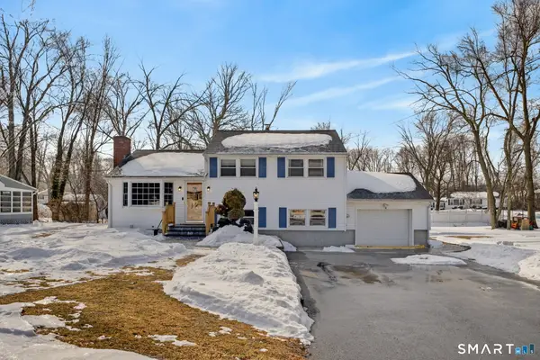 26 Susan Lane, North Haven, CT 06473