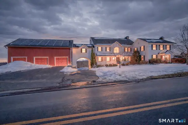 109 Long Meadow Hill Road, Brookfield, CT 06804