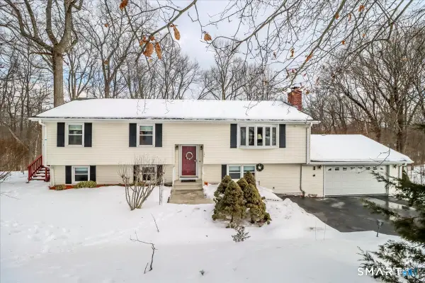 135 Parsonage Hill Road, North Branford, CT 06472