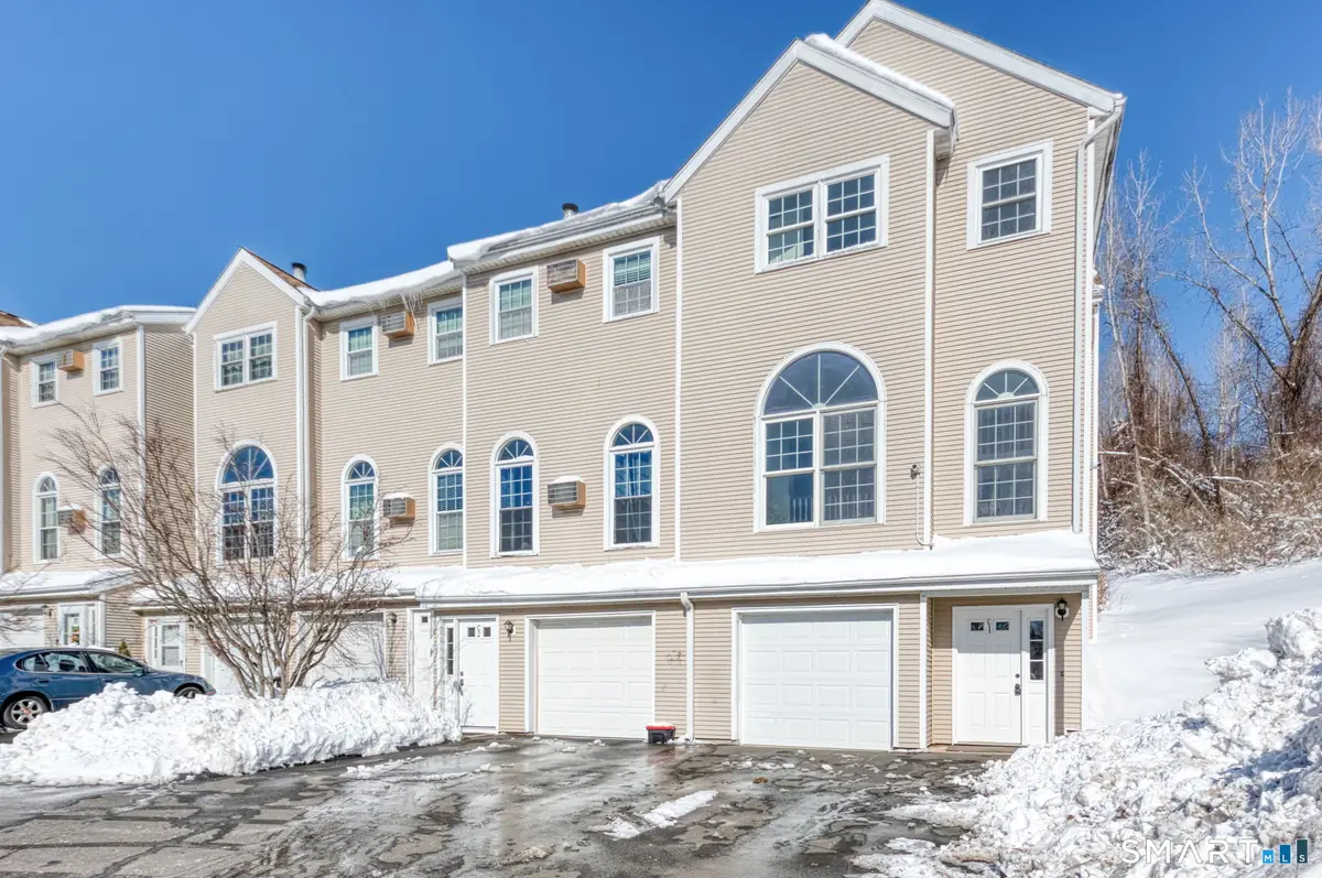 350 Bristol Street #APT C1, Waterbury, CT 06708 - #1