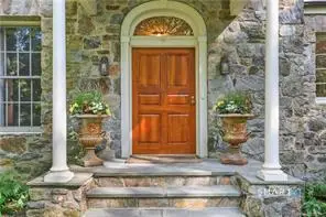 5 Topping Lane, Norwalk, CT 06854 - #2