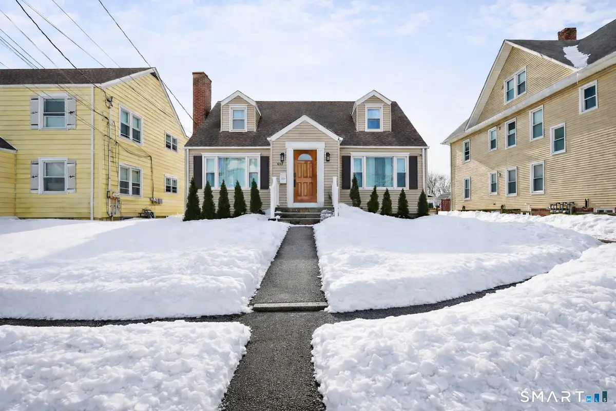 457 Summit Street, Bridgeport, CT 06606 - #1