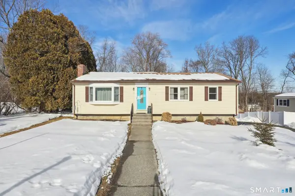 11 Poplar Drive, Seymour, CT 06483