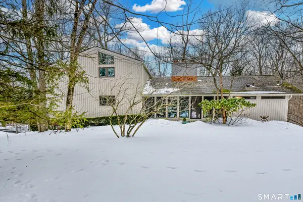 119 Maple Vale Drive, Woodbridge, CT 06525