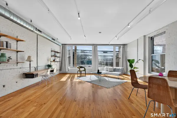 817 Grand Avenue #202, New Haven, CT 06511