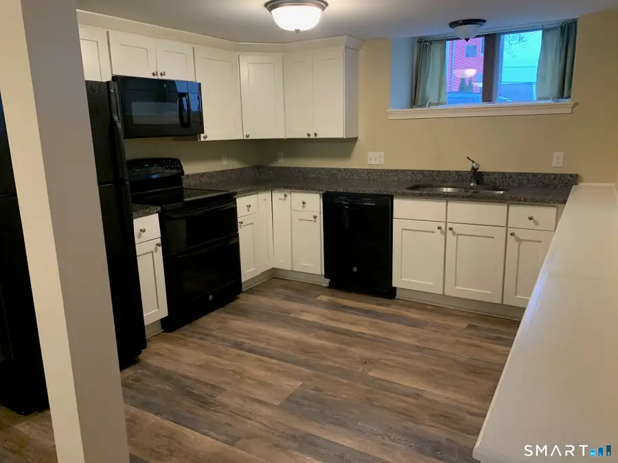 2 Coit Street #APT 1, New London, CT 06320 - #3