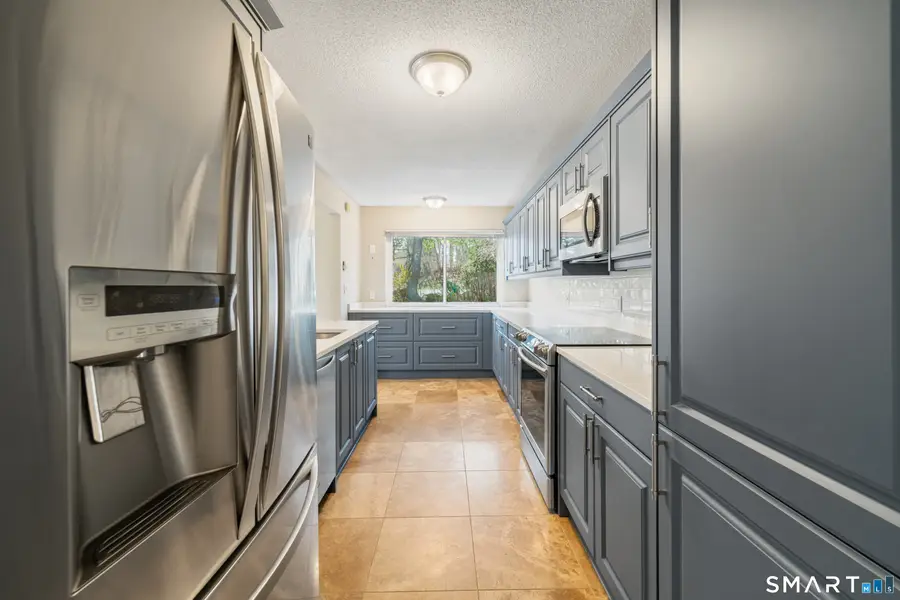 36 Heritage Circle #B, Southbury, CT 06488 - #3