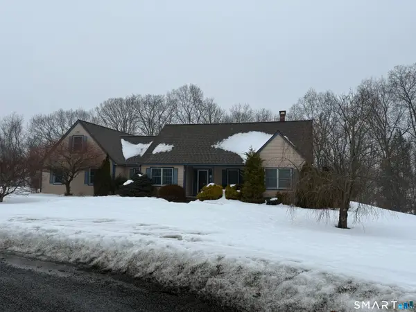 63 May Brook, Woodstock, CT 06281