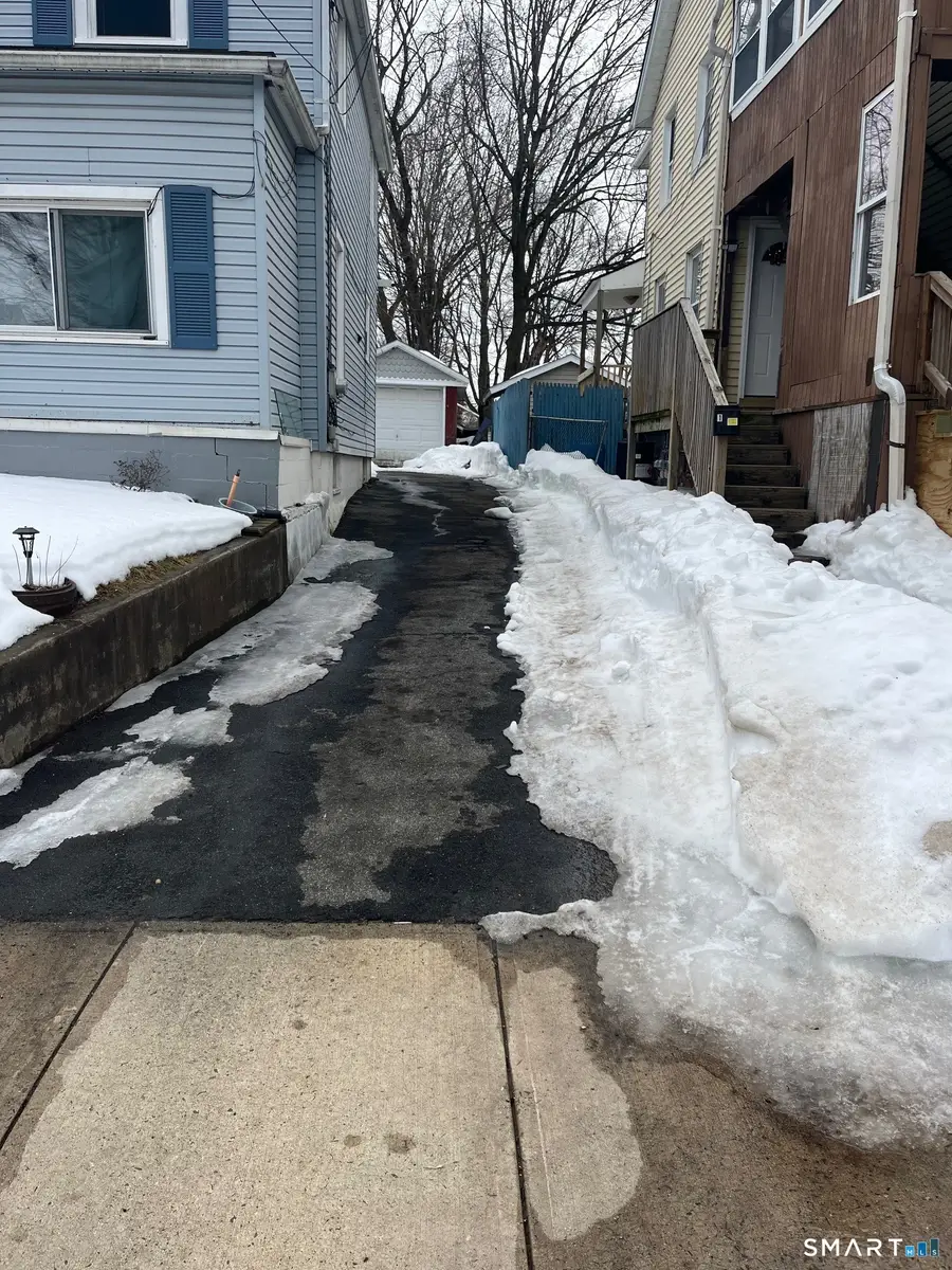 14 North Street, Meriden, CT 06451 - #3