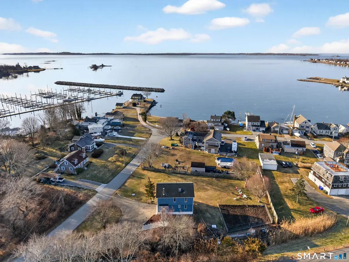 18 Noble Avenue, Groton, CT 06340 - #1