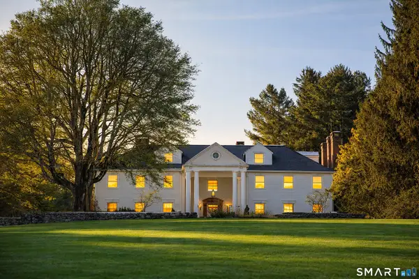 19 Seherr Thoss Drive, Litchfield, CT 06759