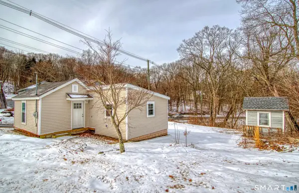 244 Taftville Occum Road, Norwich, CT 06360