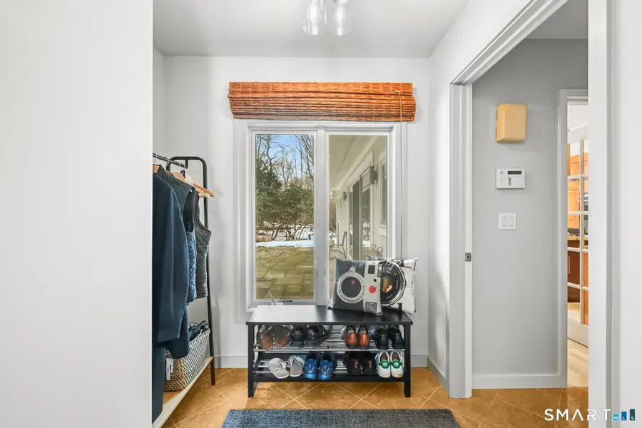 15 Four Brooks Circle, Stamford, CT 06903 - #3