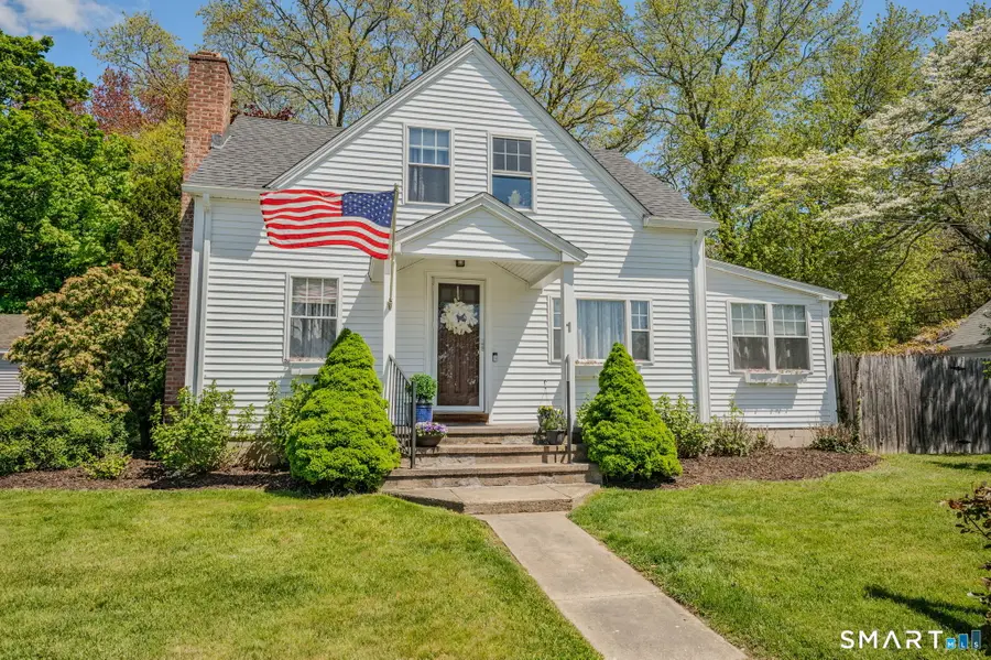 1 Middle Street, Waterford, CT 06385 - #2