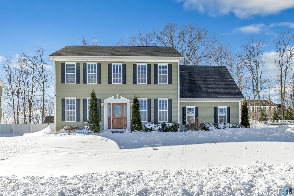 9 Fox Run Lane, Seymour, CT 06483 - #1