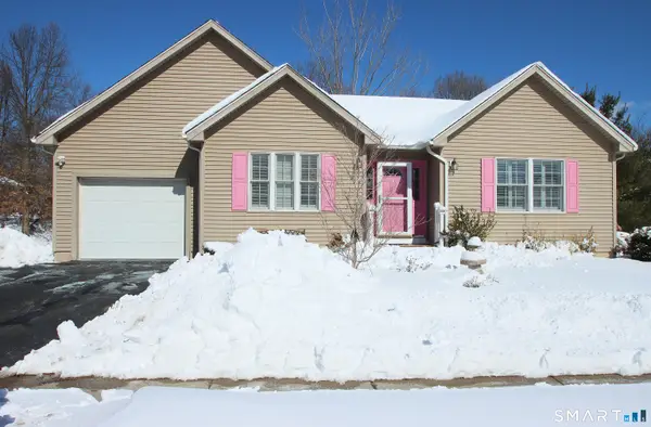 25 Dacosta Drive #25, Newington, CT 06111