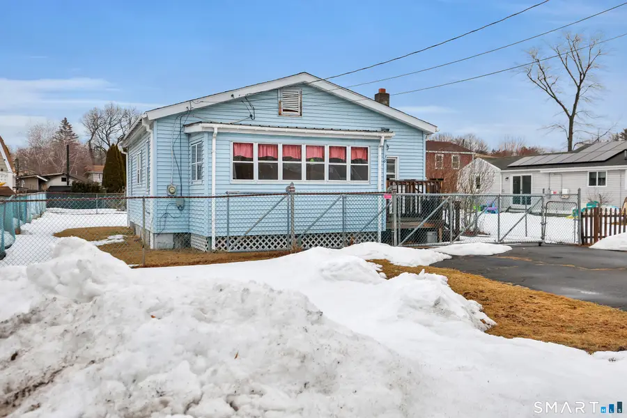 30 Bartlett Street, Plainville, CT 06062 - #3