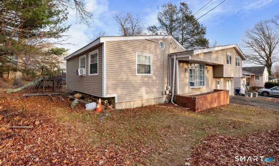 19 Collins Drive, West Haven, CT 06516 - #2