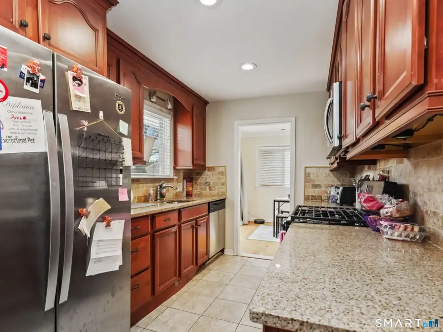 170 Marilyn Drive, Bridgeport, CT 06606 - #3