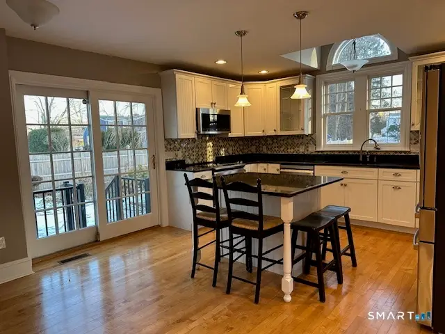 1 Fernwood Street, Wethersfield, CT 06109 - #2