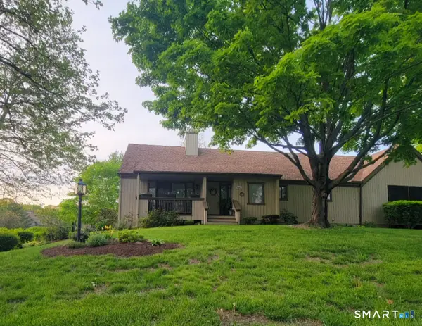 546 North Trail #B, Stratford, CT 06614