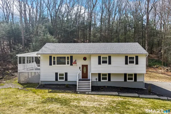 17 Valley Field Road South, Newtown, CT 06482