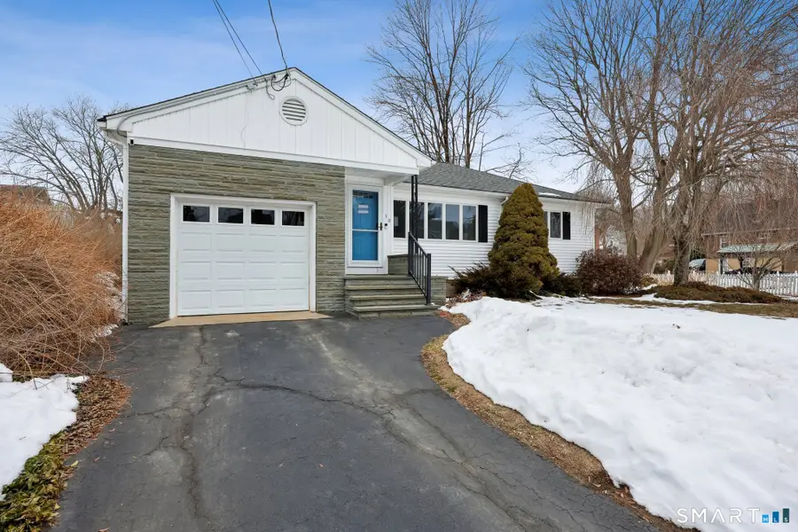 10 Hislop Street, New London, CT 06320 - #3