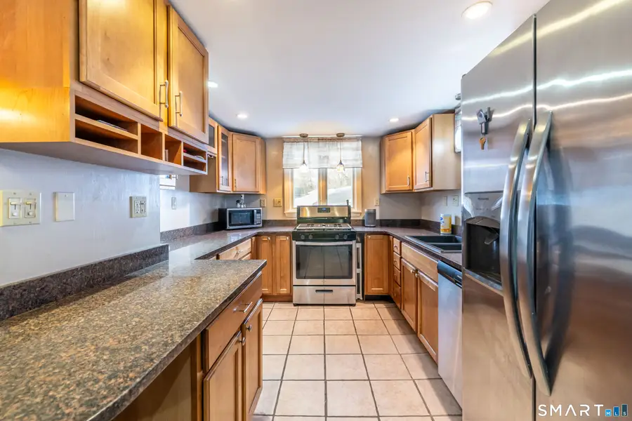 79 Roosevelt Avenue, Norwich, CT 06360 - #3