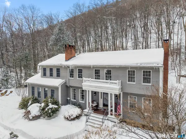 117 North Saddle Ridge, Simsbury, CT 06092