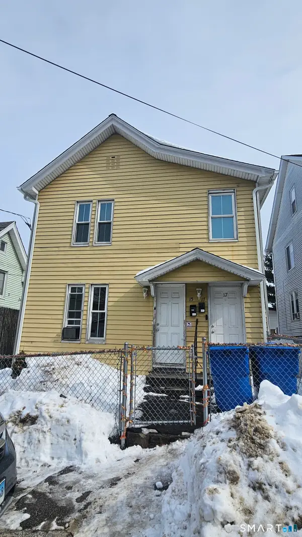 15 James Street, Waterbury, CT 06708