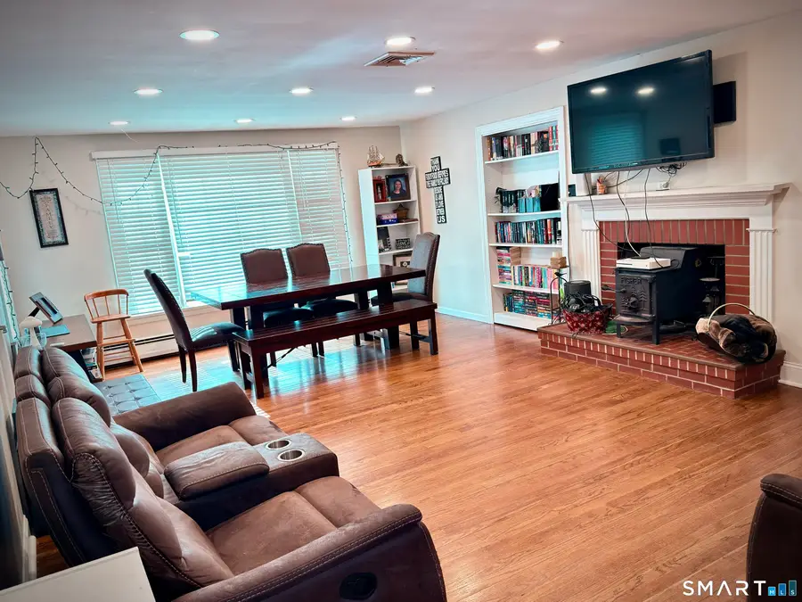 10 Rockwell Street, Norwich, CT 06360 - #3