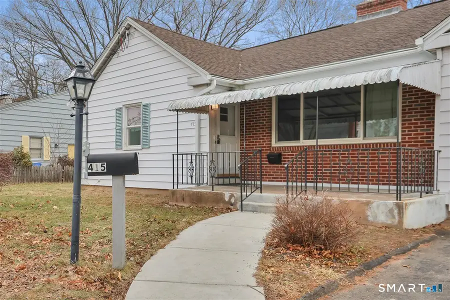 415 Woodbridge Street, Manchester, CT 06042 - #3