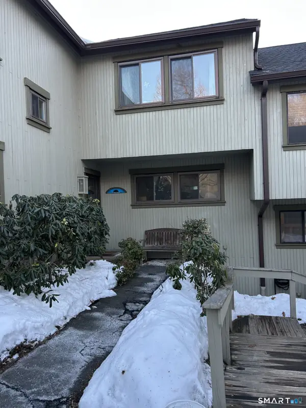 14 Fox Run #14, Woodbury, CT 06798