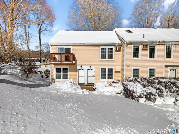 54 Rope Ferry Road #I151, Waterford, CT 06385