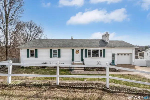 82 Twining Avenue, Waterbury, CT 06705