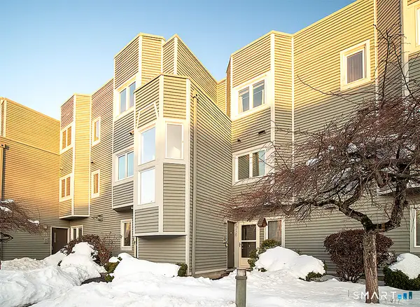 1414 Whitney Avenue #APT E3, Hamden, CT 06517