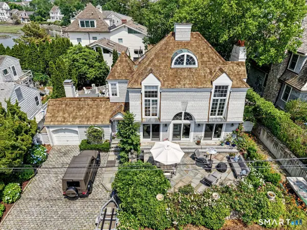32 Nearwater Road, Norwalk, CT 06853