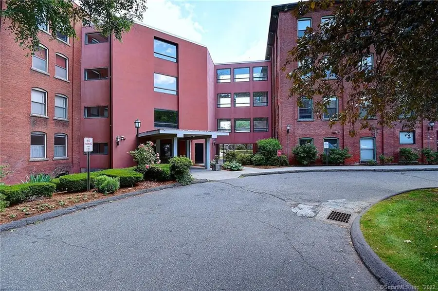 222 Williams Street East #108, Glastonbury, CT 06033 - #3