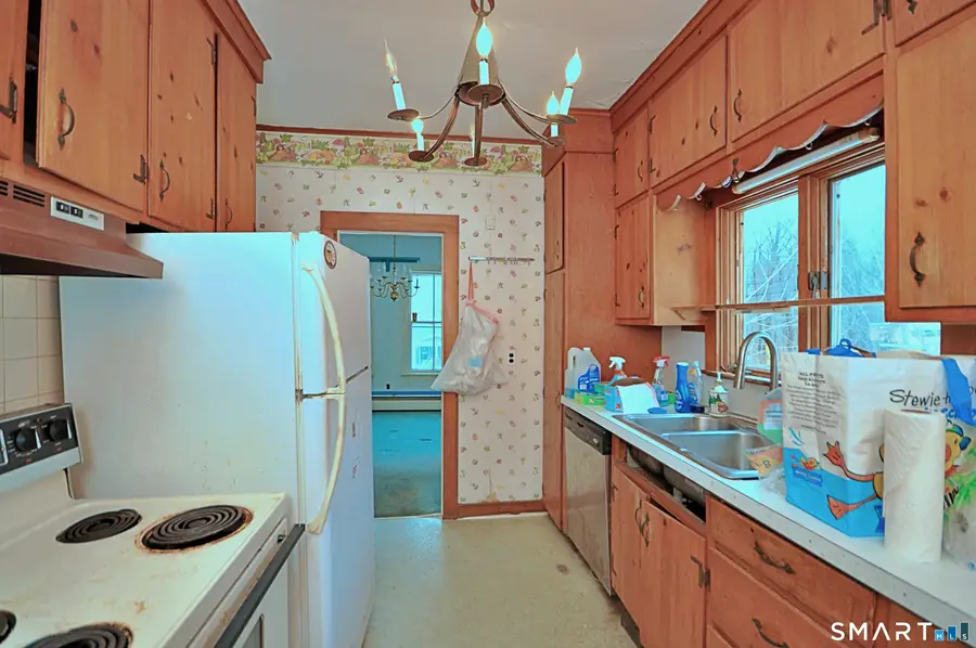 28 Greenwood Avenue, Bethel, CT 06801 - #3