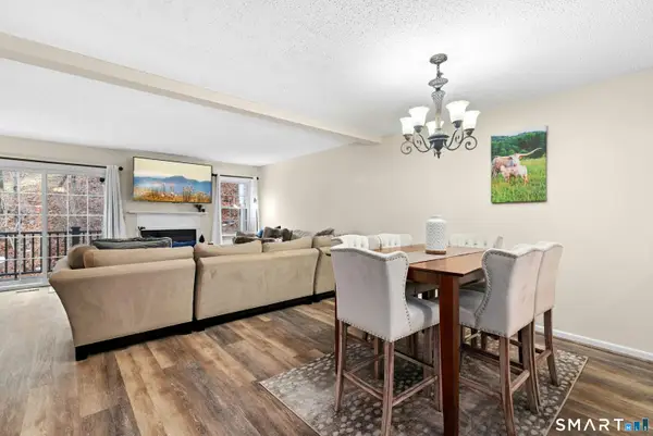 55 Mill Plain Road #19-3, Danbury, CT 06811